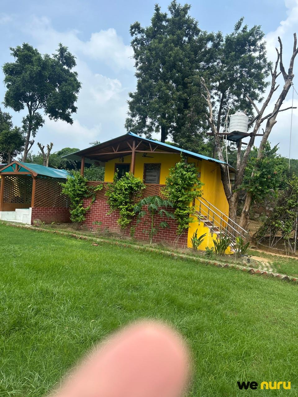 Poolside Farmhouse with Green Lawn for Shoots In Gurgram — farmhouse in Gurgaon