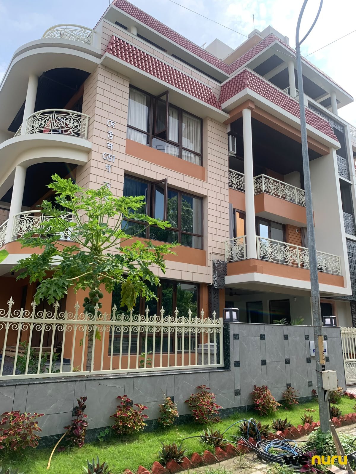 Traditional Luxury Villa with Garden & Artistic Interiors in Kolkata East — villa in Kolkata East
