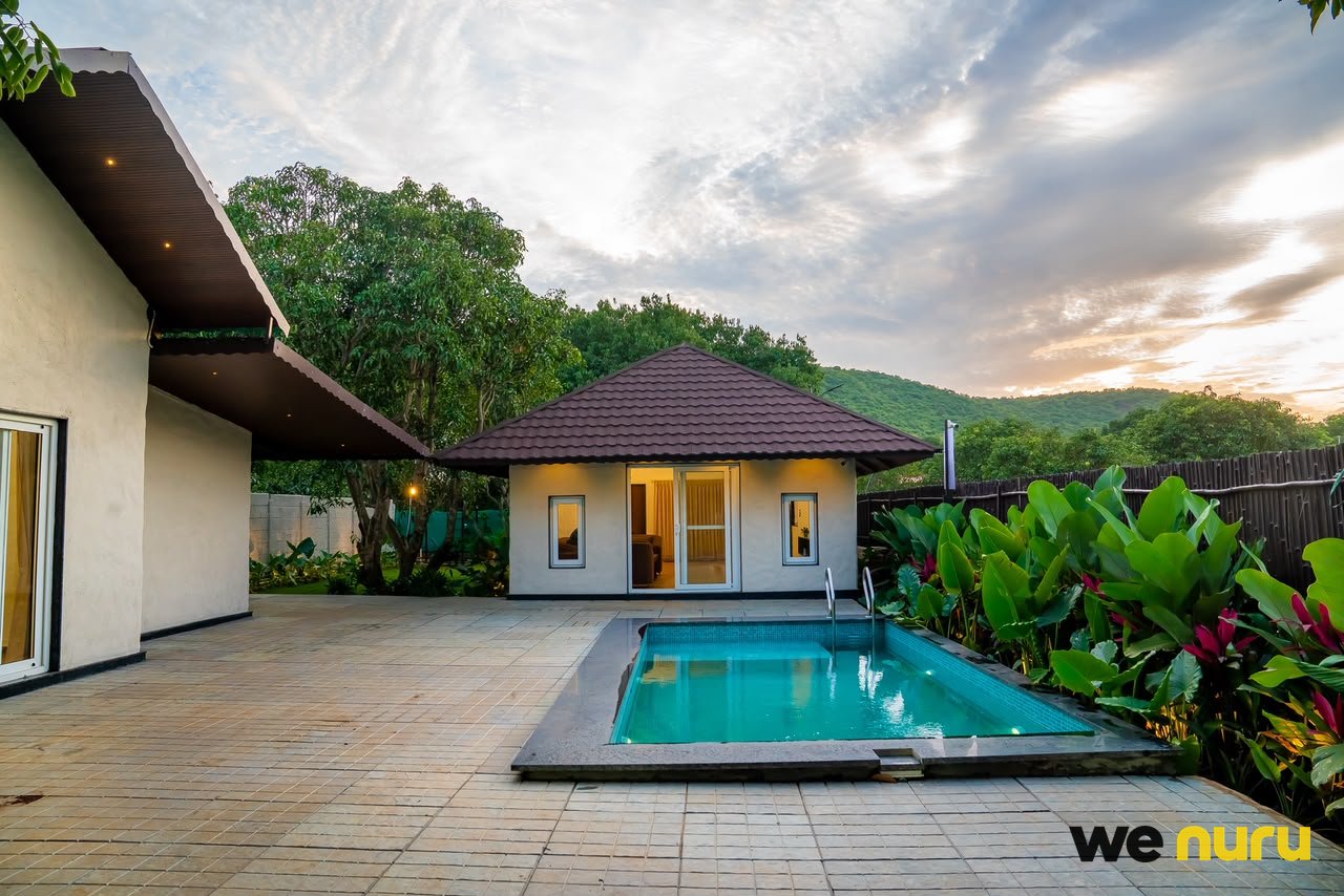 Private Pool Villa & Tropical Garden Shoot Location Near Hubballi, Karnataka — villa in Hubballi