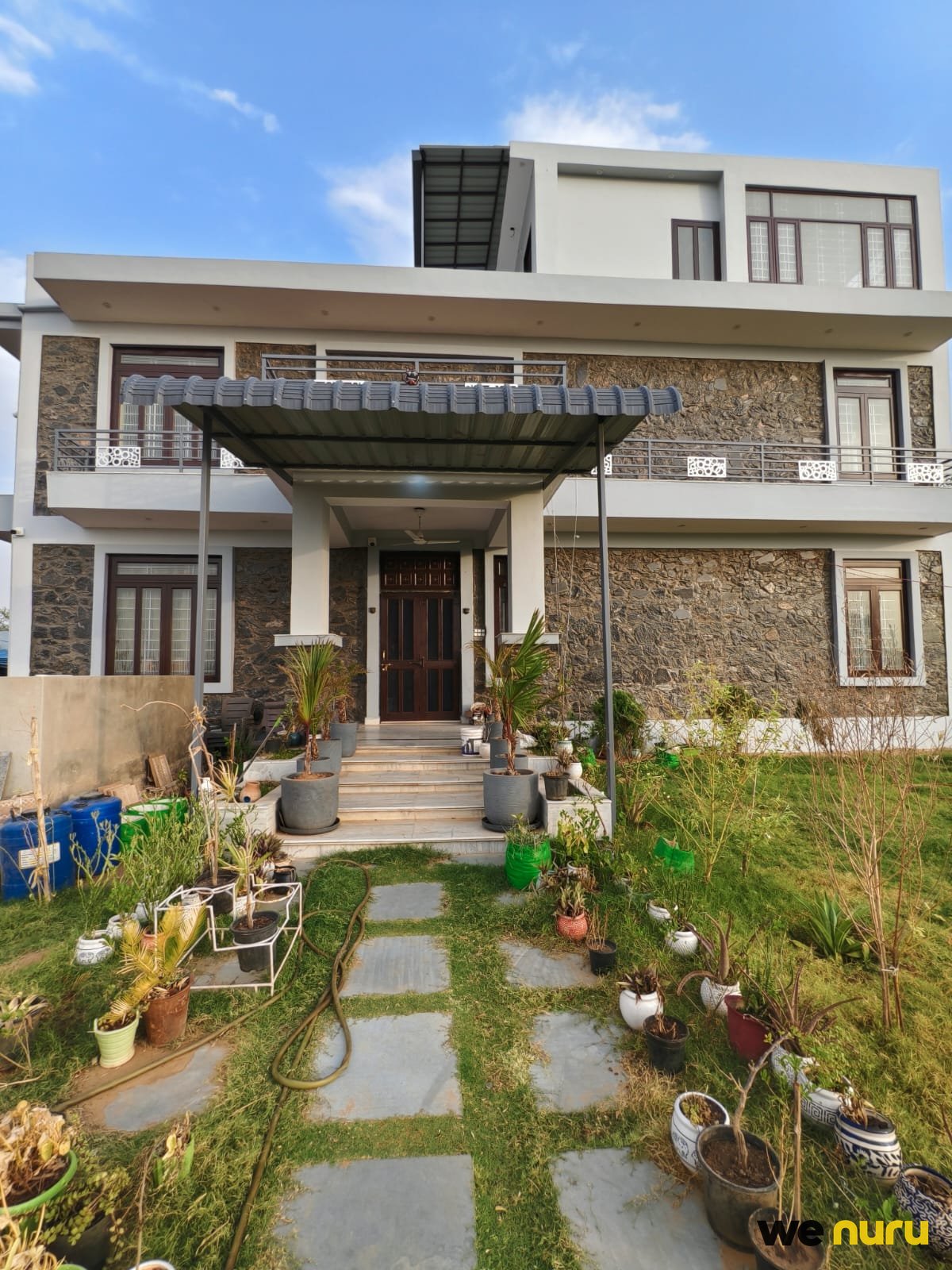 Modern Stone-Facade Farmhouse with Garden & Scenic Views in Nimeda, Rajasthan — farmhouse in Nimeda